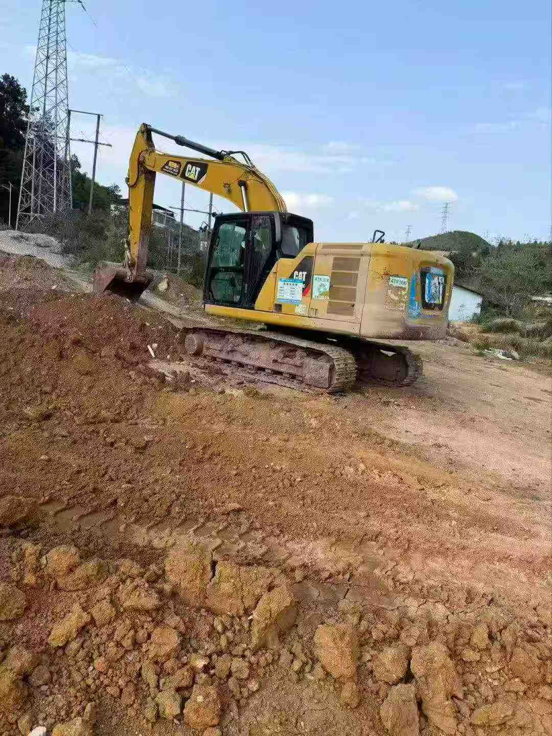 Buy Caterpillar 320A Used Excavator / 2