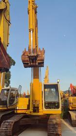 Buy Kato 820-3SP Used Excavator / 3 Buy Kato 820-3SP Used Excavator / 3