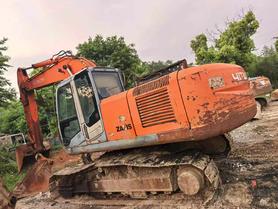 Buy Hitachi ZX240 Used Excavator / 3 Buy Hitachi ZX240 Used Excavator / 3