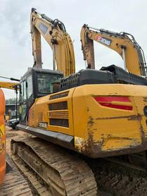 Buy Sany SY245H Used Excavator / 3 Buy Sany SY245H Used Excavator / 3