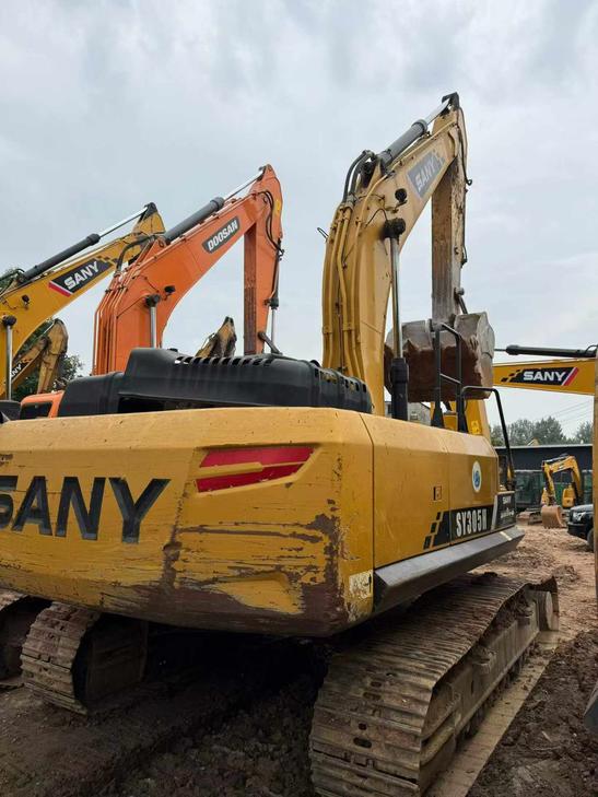 Buy Sany SY245H Used Excavator / 1