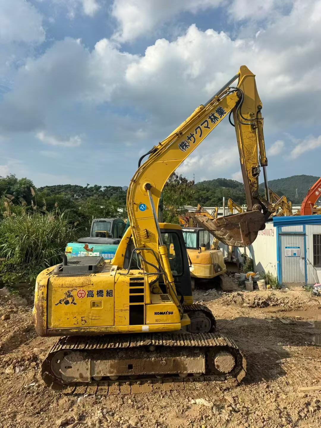 Buy Komatsu PC100-6E Used Excavator / 2