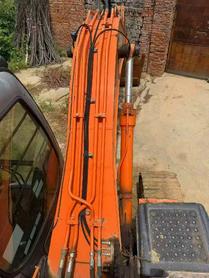 Buy Hitachi EX120-6 Used Excavator / 4 Buy Hitachi EX120-6 Used Excavator / 4