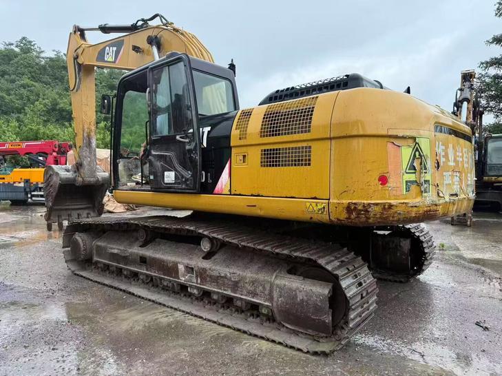 Buy Caterpillar 329D Used Excavator / 1