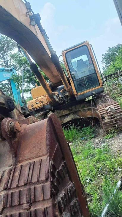 Buy Hyundai R335-7 Used Excavator / 1
