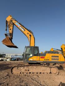 Buy XCMG XE380DK Used Excavator / 5 Buy XCMG XE380DK Used Excavator / 5