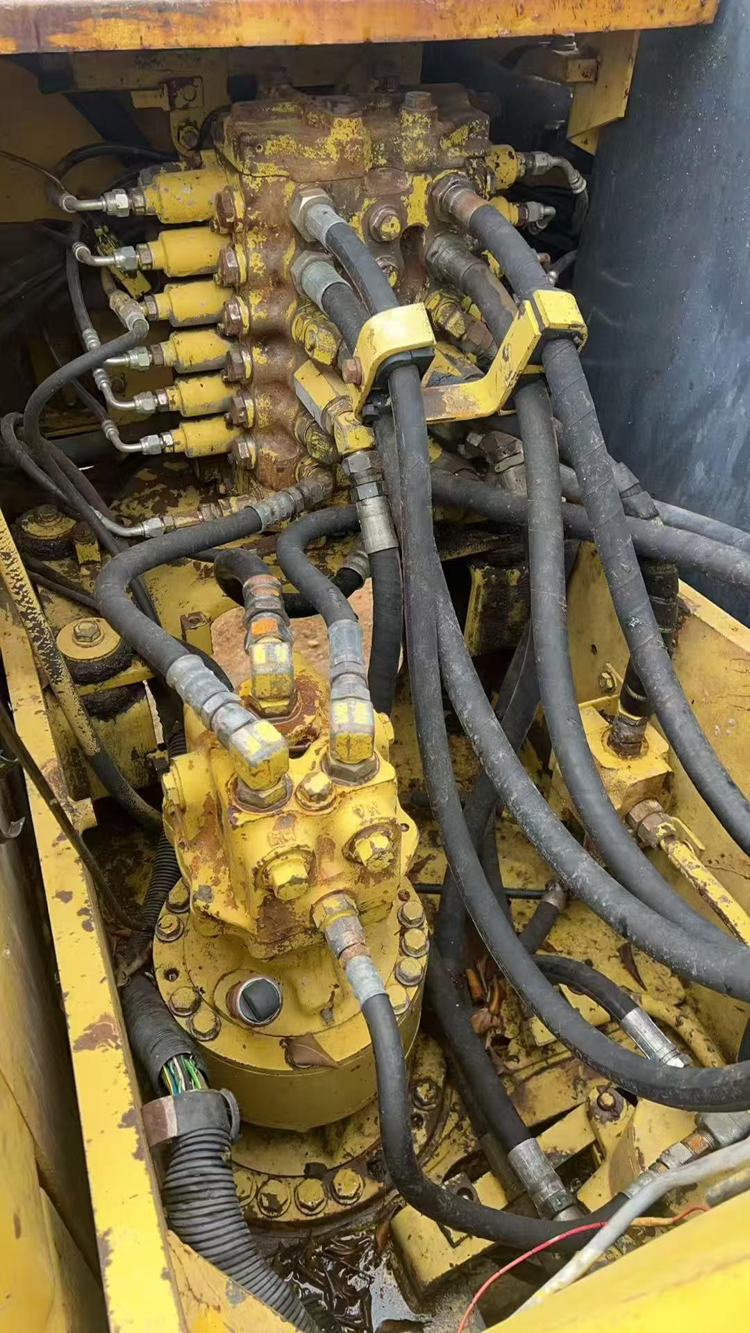 Buy Komatsu PC120-6 Used Excavator / 7