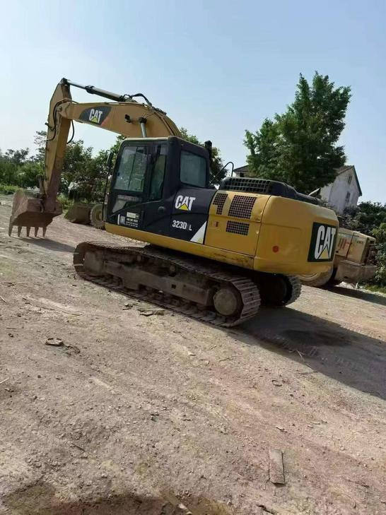Buy Caterpillar 320D Used Excavator / 1