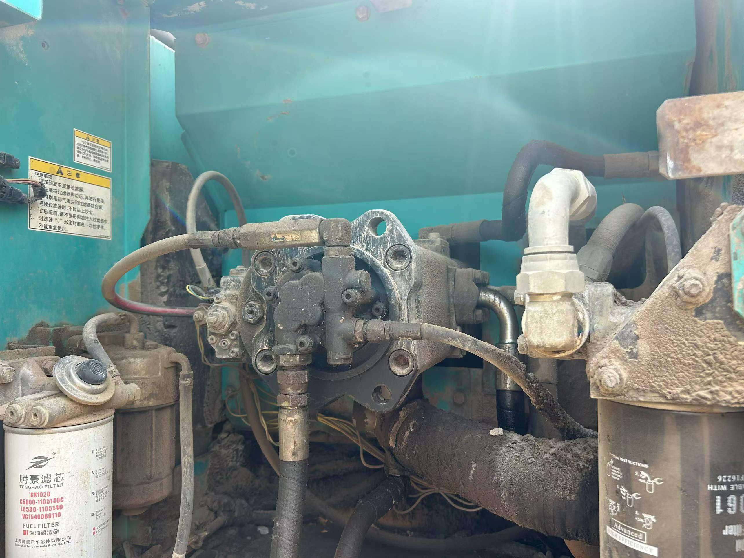 Buy Kobelco SK200-8 Used Excavator / 7