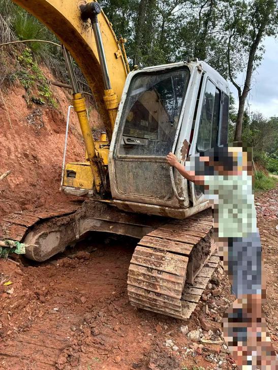 Buy Sumitomo SH120 Used Excavator / 1