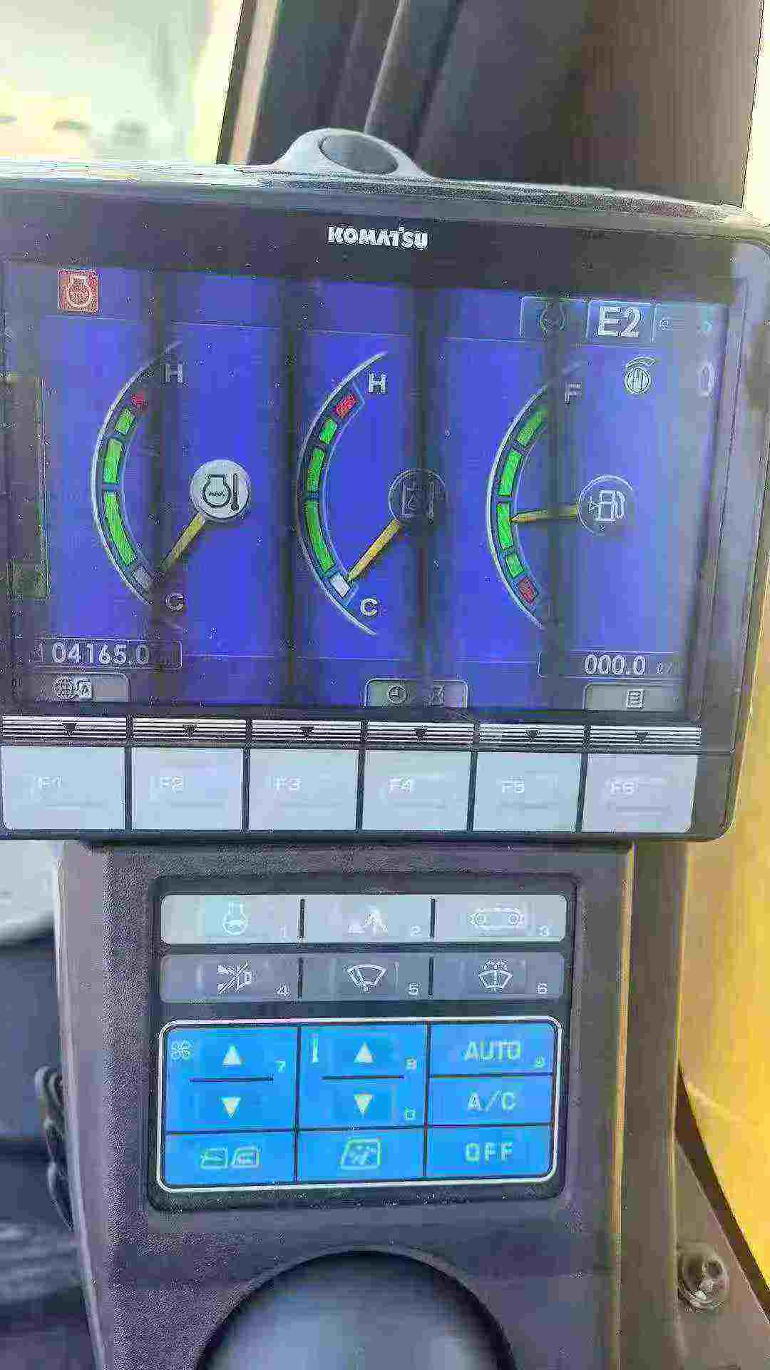 Buy Komatsu PC200-10 Used Excavator / 6 Buy Komatsu PC200-10 Used Excavator / 6