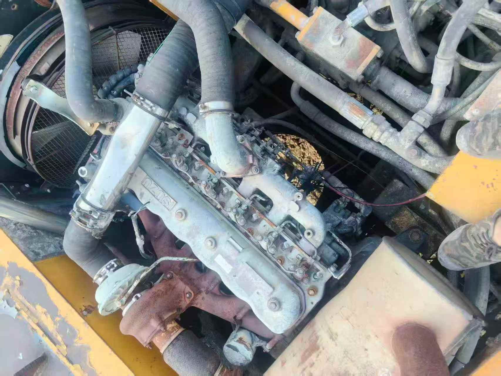 شراء حفارة XCMG XE260C مستعملة / 6