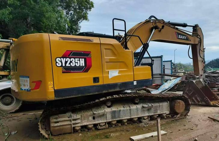 Buy Sany SY235C Used Excavator / 1