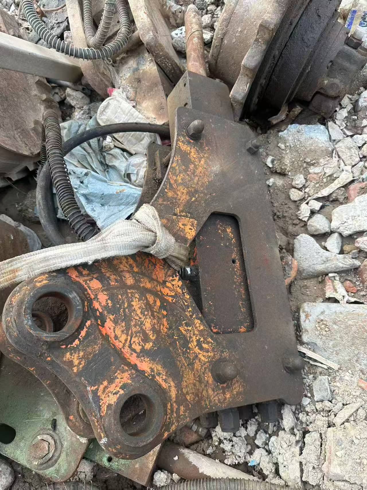 Buy XCMG XE35U Used Excavator / 7