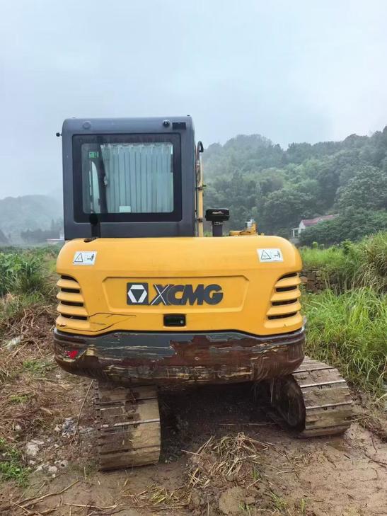 Buy XCMG XE60 Used Excavator / 1