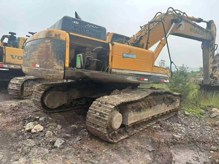 Buy Hyundai R385LVS Used Excavator / 1