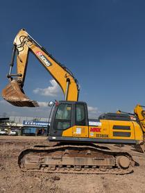 Buy XCMG XE335DK Used Excavator / 4 Buy XCMG XE335DK Used Excavator / 4