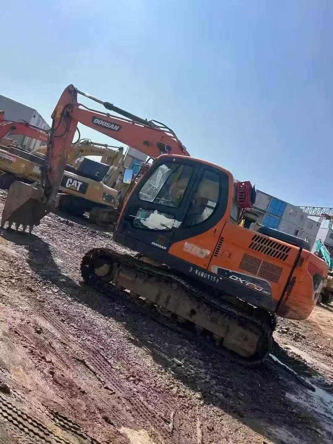 Buy Doosan DX130-9C Used Excavator / 9