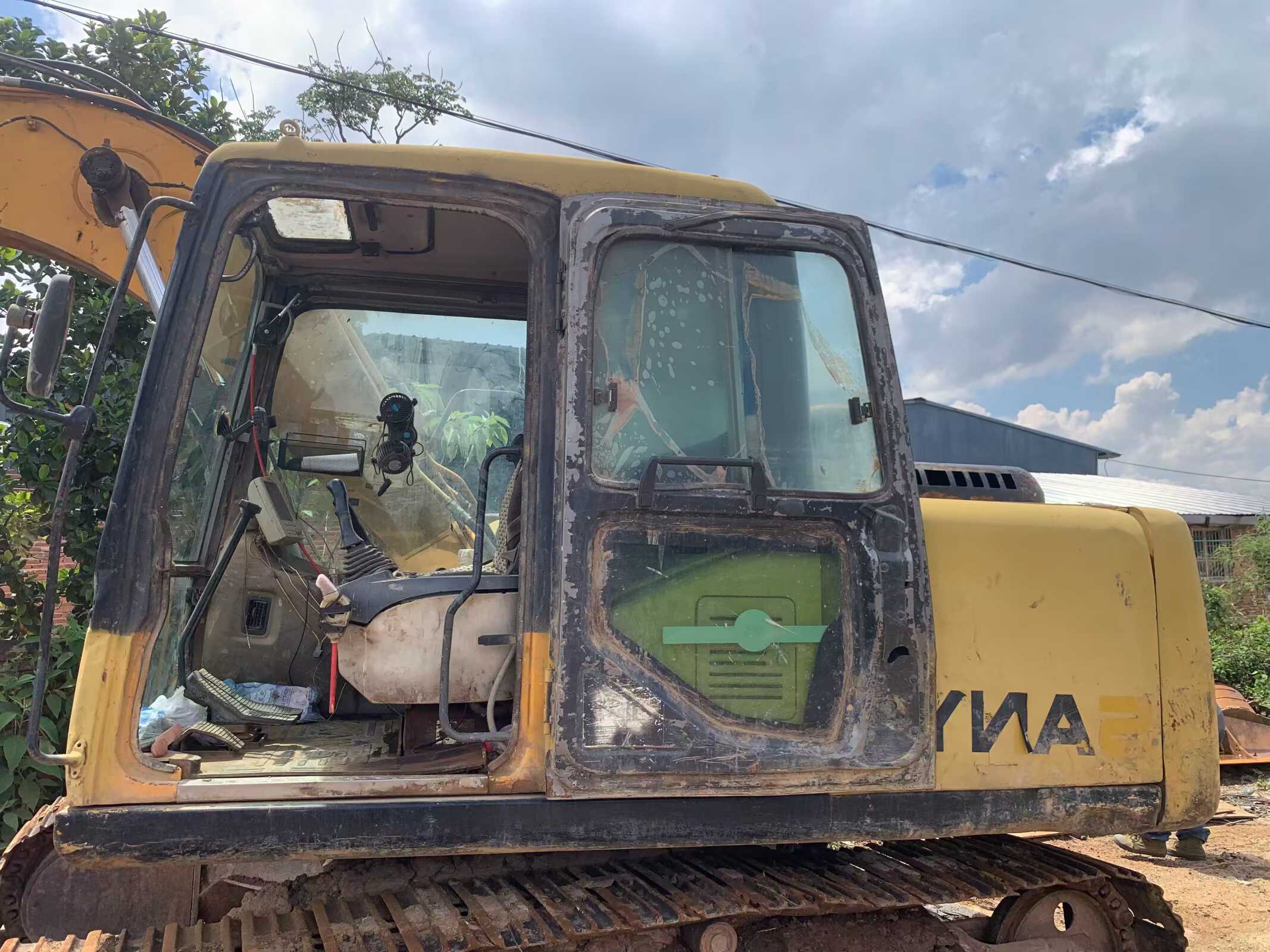 Buy Sany SY135 Used Excavator / 7