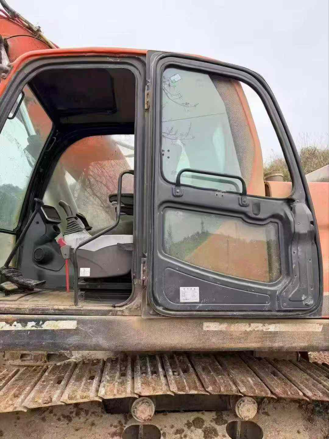 Buy Doosan DX215-9C Used Excavator / 3