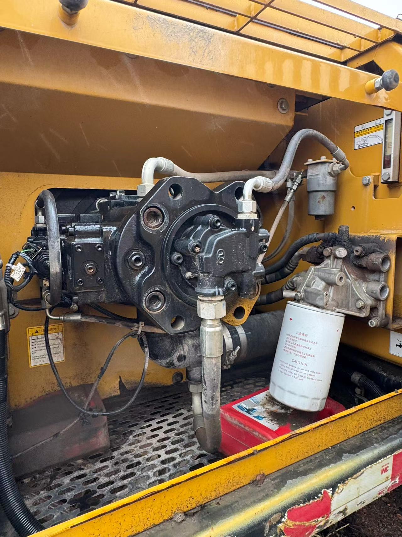 Buy Sany SY200C-S Used Excavator / 8 Buy Sany SY200C-S Used Excavator / 8