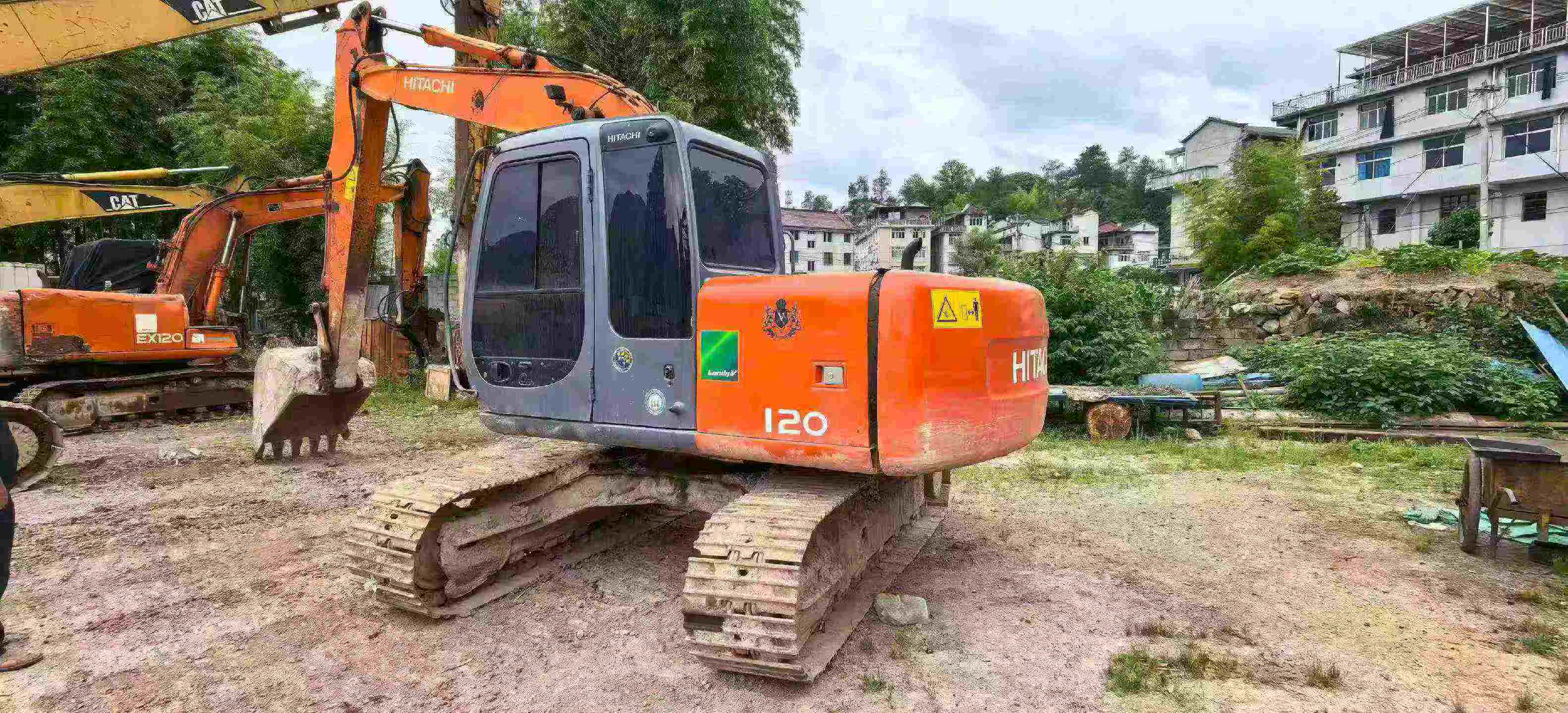 Buy Hitachi EX120-5 Used Excavator / 2 Buy Hitachi EX120-5 Used Excavator / 2