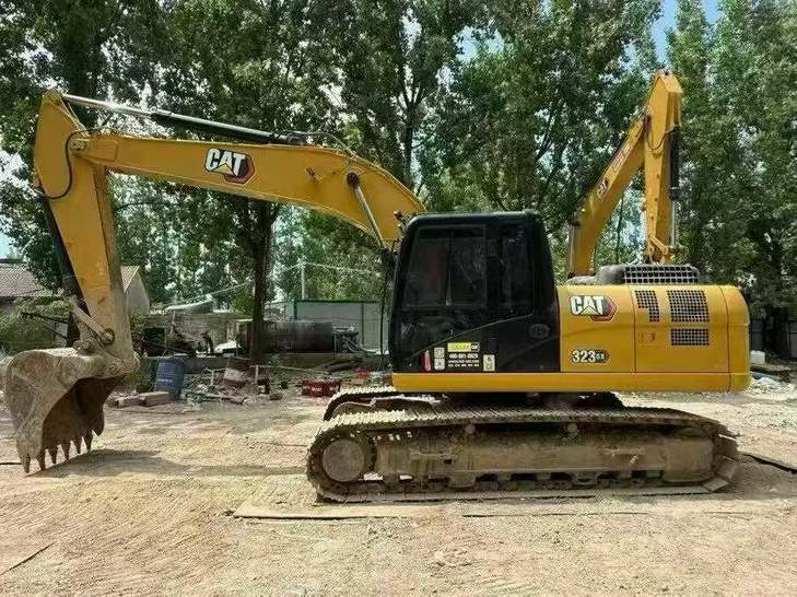 Buy Caterpillar 323 Used Excavator / 1
