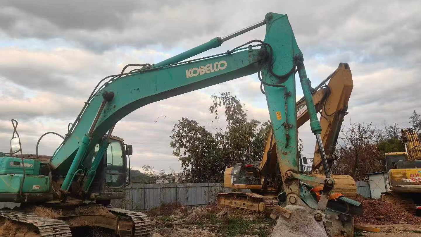 Buy Kobelco SK250 Used Excavator / 5