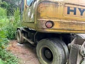 Buy Hyundai R200-5 Used Excavator / 8 Buy Hyundai R200-5 Used Excavator / 8