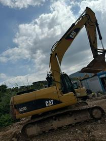 Buy Caterpillar 320D Used Excavator / 4 Buy Caterpillar 320D Used Excavator / 4