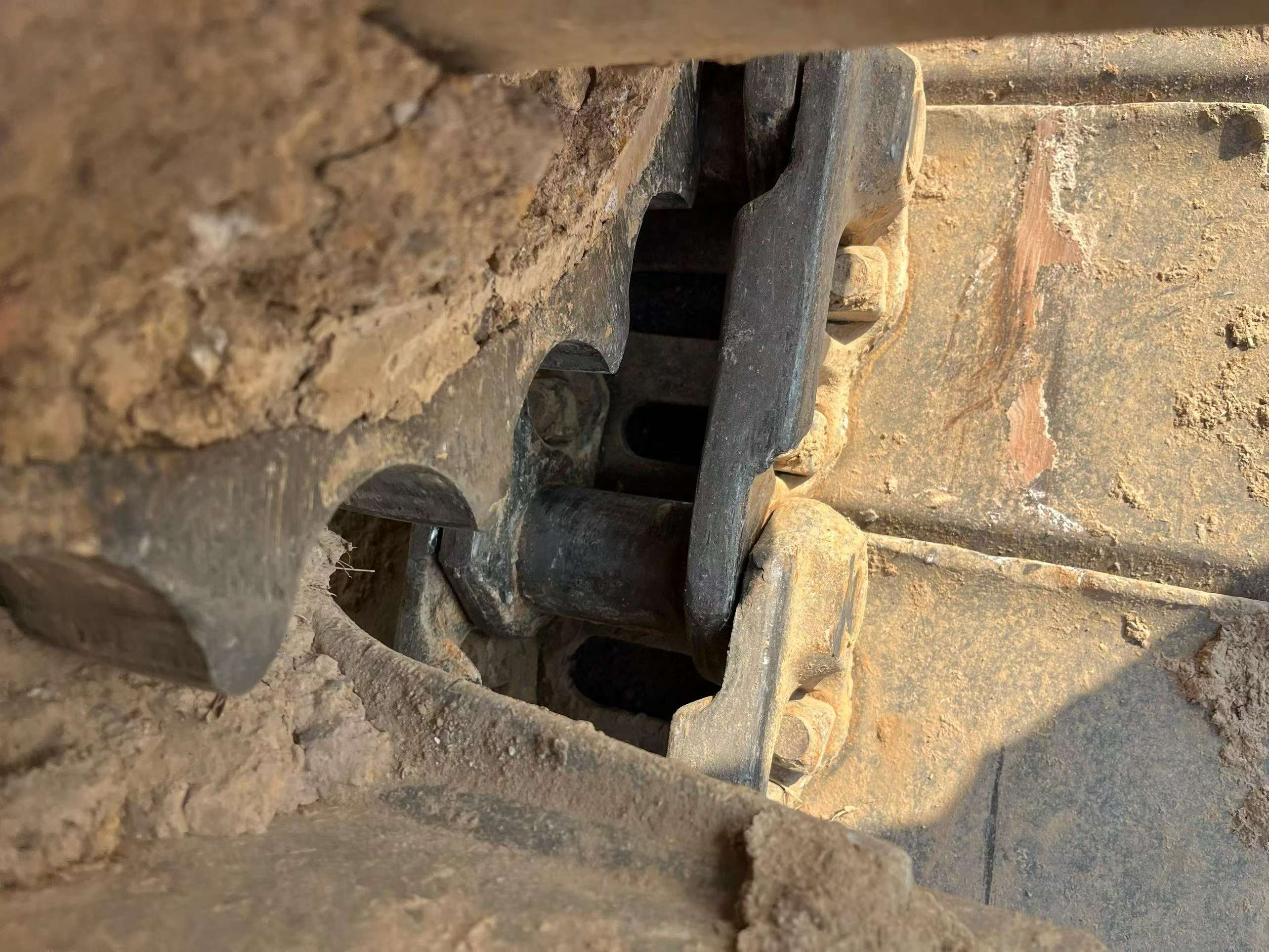 Buy Sumitomo SH210-5 Used Excavator / 4