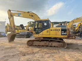 Buy Komatsu PC200-7 Used Excavator / 3 Buy Komatsu PC200-7 Used Excavator / 3