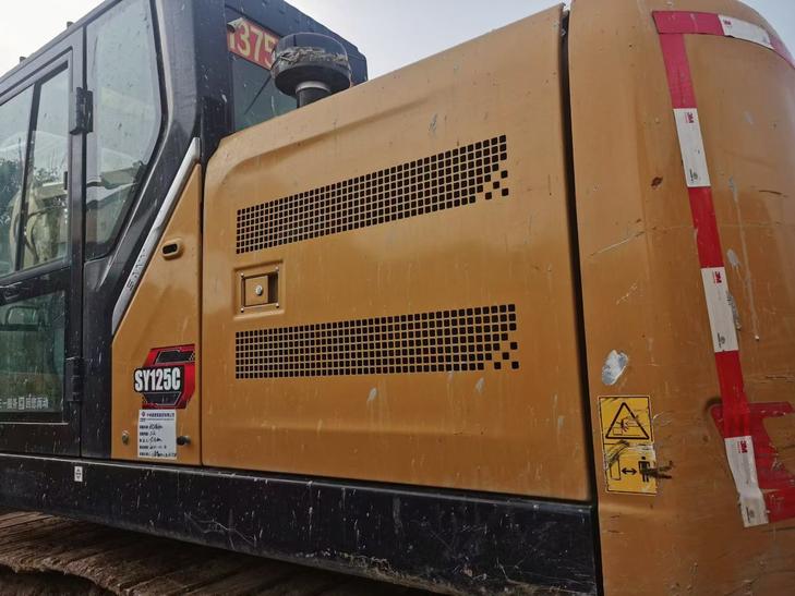 Buy Sany SY125C Used Excavator / 1