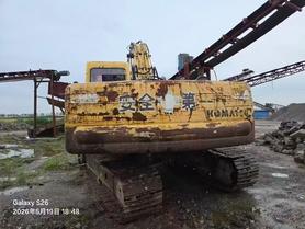 Buy Komatsu PC200-6E Used Excavator / 2 Buy Komatsu PC200-6E Used Excavator / 2