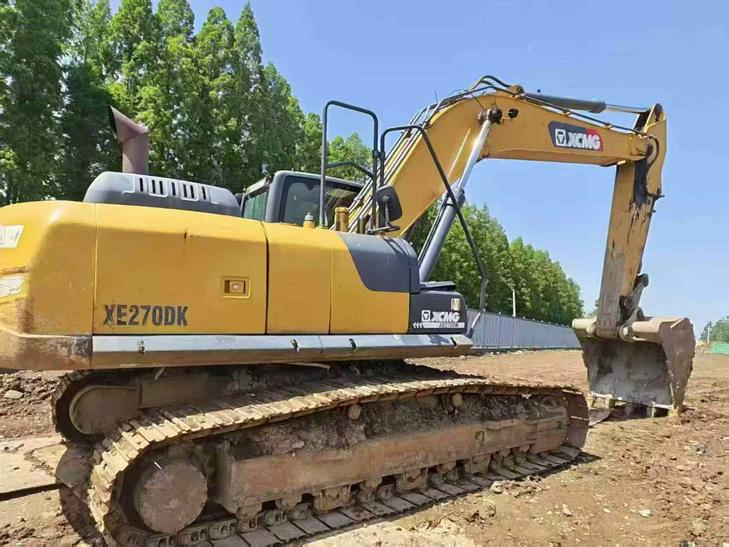 Buy XCMG XE270DK Used Excavator / 1