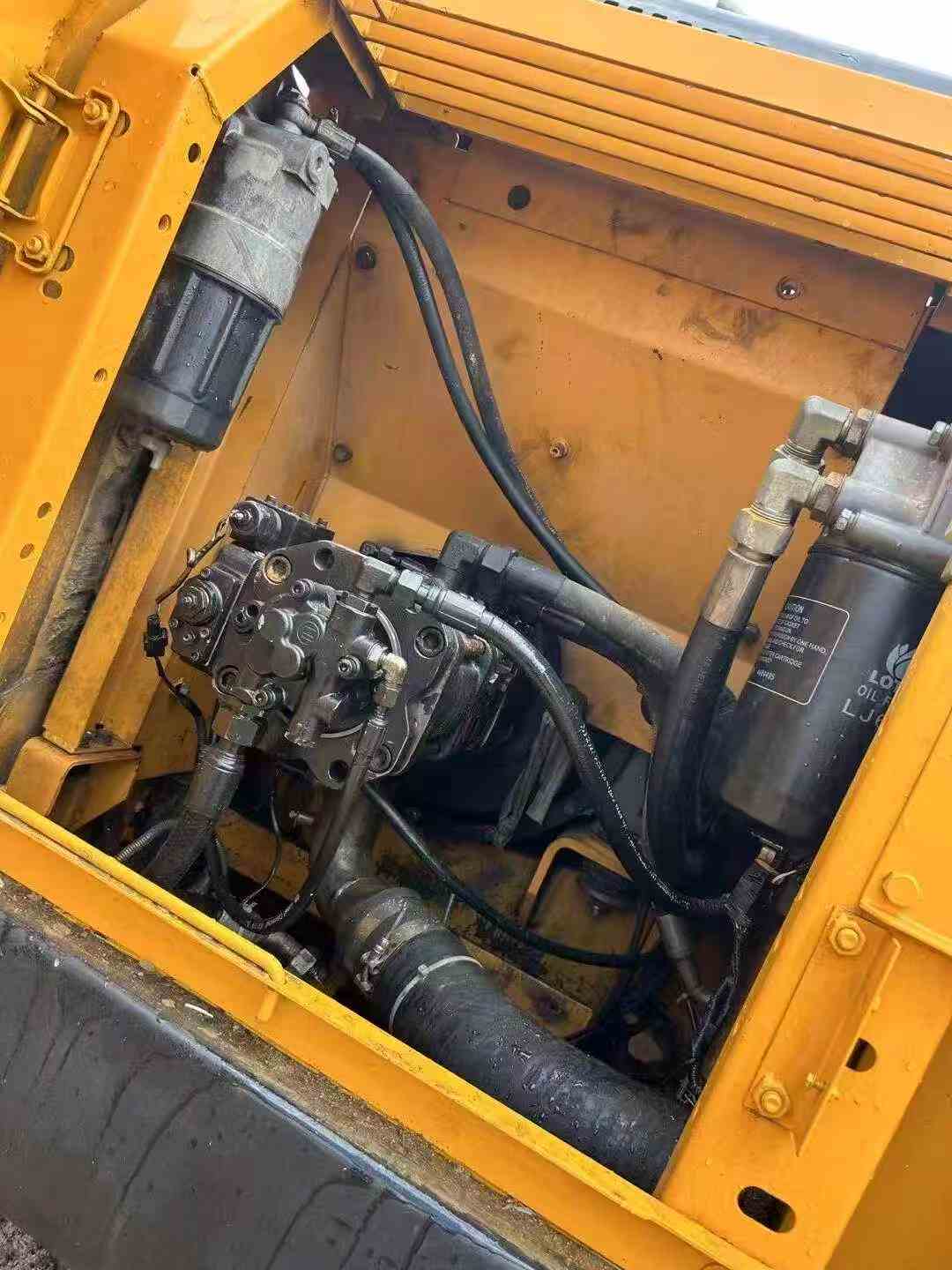 Buy Sany SY135 Used Excavator / 8
