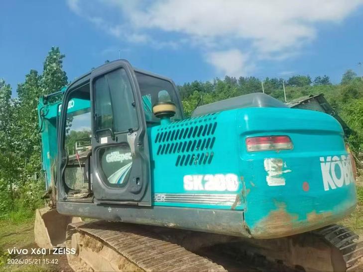Buy Kobelco SK140LC-8 Used Excavator / 1