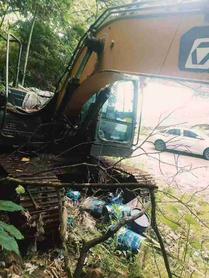 Buy XCMG XE135B Used Excavator / 9 Buy XCMG XE135B Used Excavator / 9
