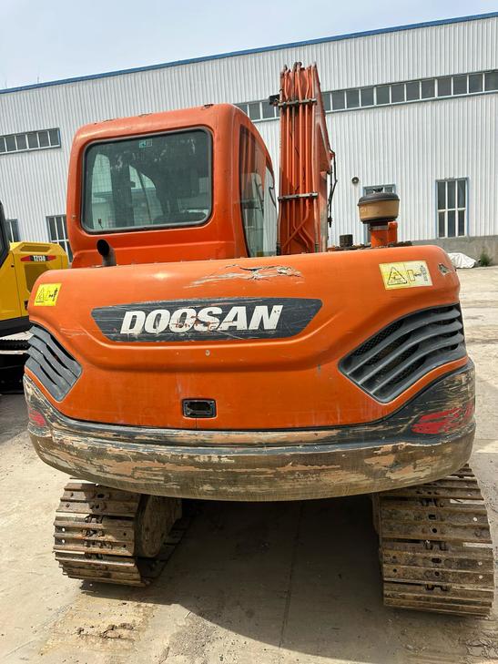 Buy Doosan DX75 Used Excavator / 1