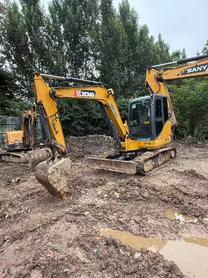 Buy XCMG XE60 Used Excavator / 2 Buy XCMG XE60 Used Excavator / 2