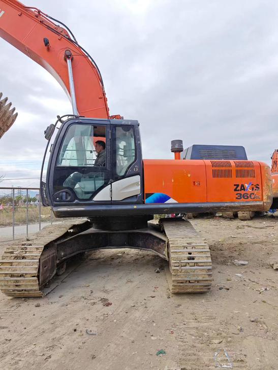 Buy Hitachi EX360-5 Used Excavator / 1