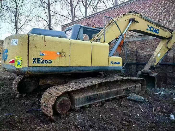 Buy XCMG XE230 Used Excavator / 1