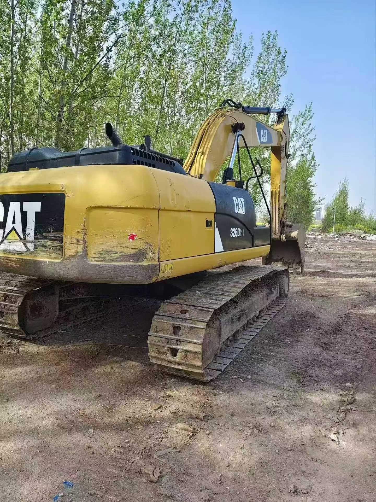 Buy Caterpillar 326DL Used Excavator / 2