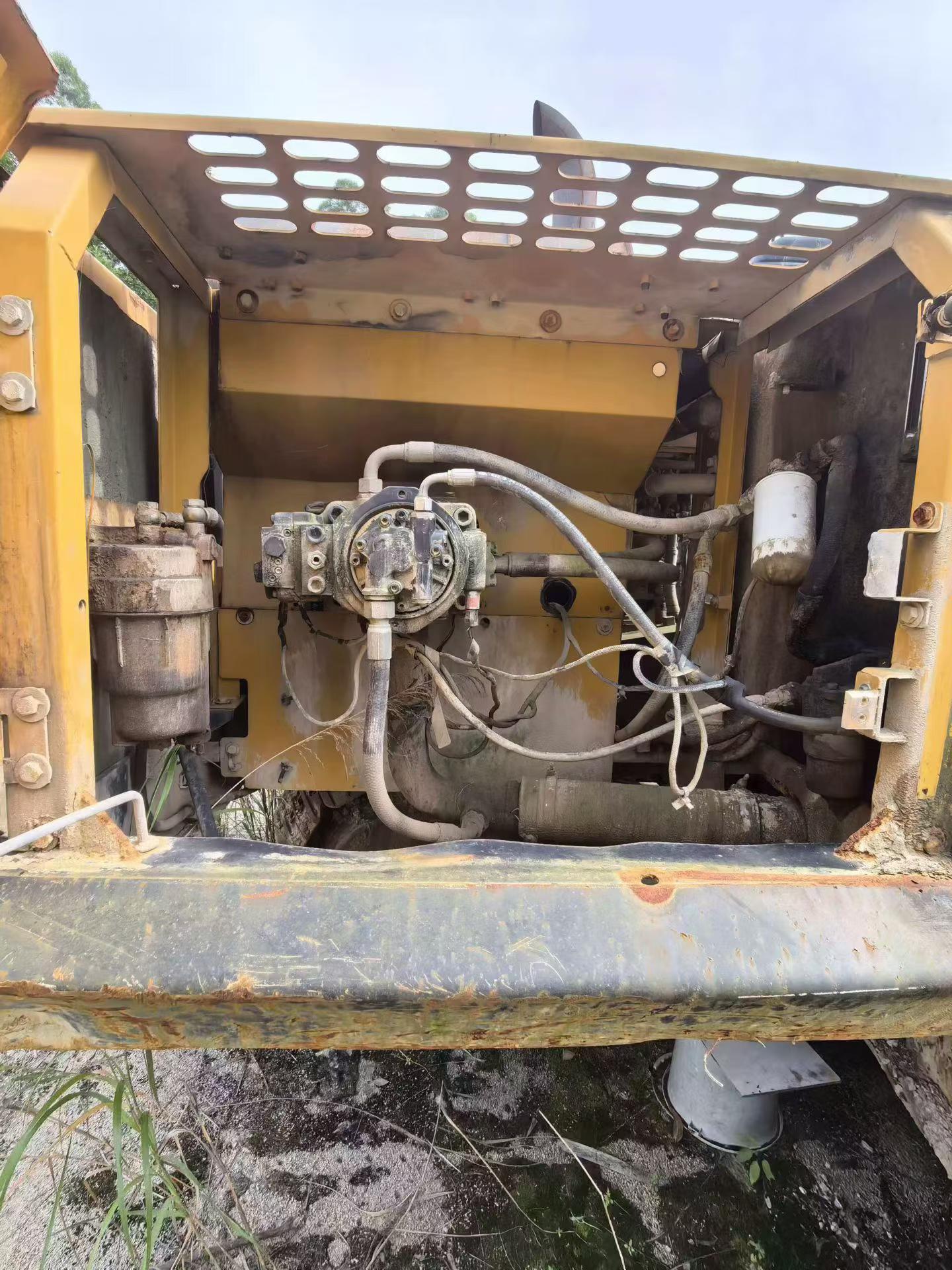 Buy Sany SY245H Used Excavator / 4 Buy Sany SY245H Used Excavator / 4
