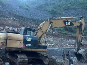 Buy Caterpillar 320D Used Excavator / 3 Buy Caterpillar 320D Used Excavator / 3