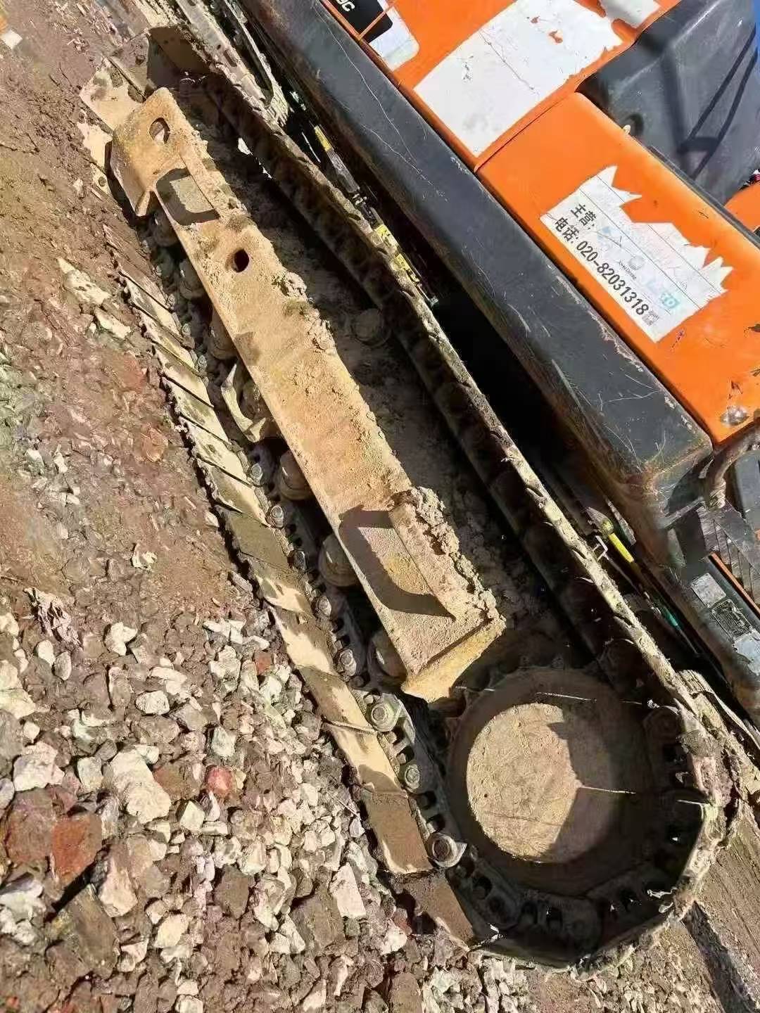 Buy Doosan DX130-9C Used Excavator / 5