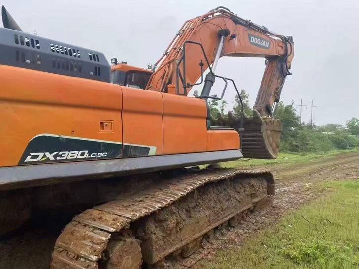 Buy Doosan DX380 Used Excavator / 1