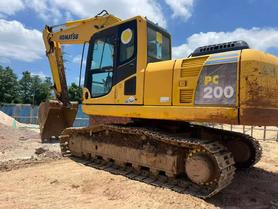 Buy Komatsu PC200-8N1 Used Excavator / 3 Buy Komatsu PC200-8N1 Used Excavator / 3