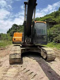 Купить Подержанный Экскаватор Hyundai R215VS / 8 Купить Подержанный Экскаватор Hyundai R215VS / 8