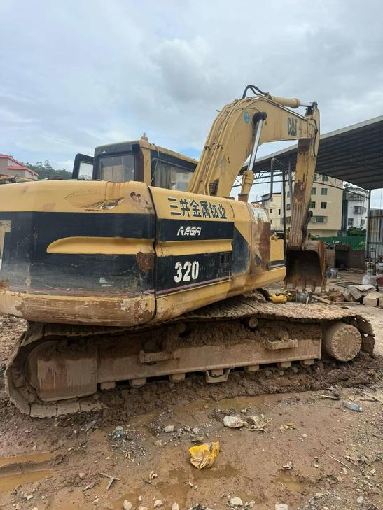 Buy Caterpillar 320A Used Excavator / 1